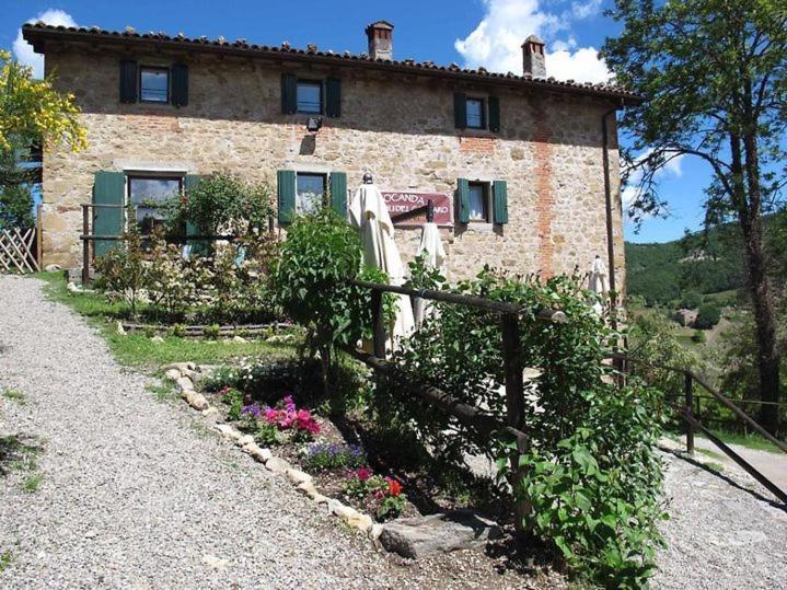 Готель Locanda Dei Fienili Del Campiaro Grizzana Екстер'єр фото